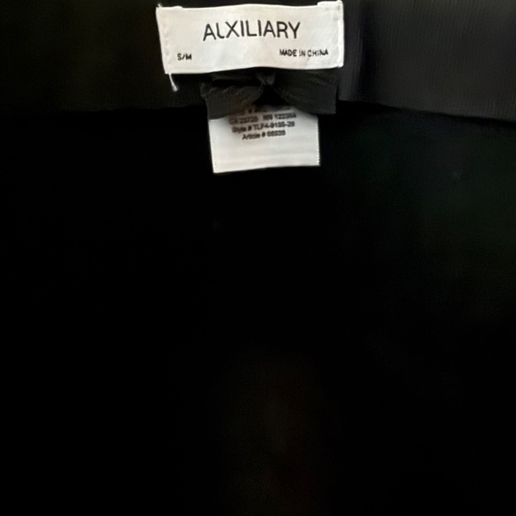 Wool Hat - Picture 2 of 2